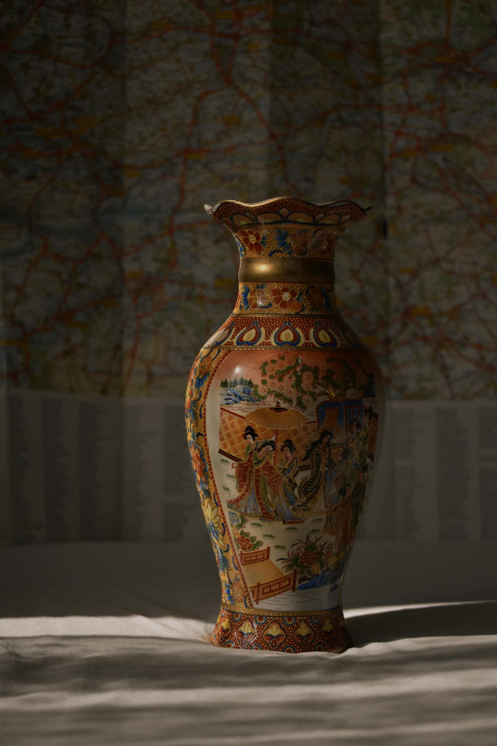 Porcelaines & Verreries — antiquaire au Luxembourg